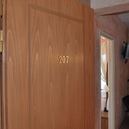 Faris Hotel Xirokampi Zewnętrze zdjęcie